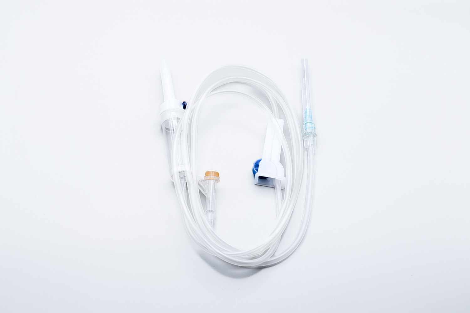 Система для вливания инфузионных растворов Beesetix® Lock с соединением Луер Лок / Луер Лок с Y-образным портом