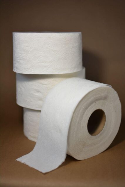 Бумага туалетная 2-х слойная Джамбо 90 м рулон для диспенсера